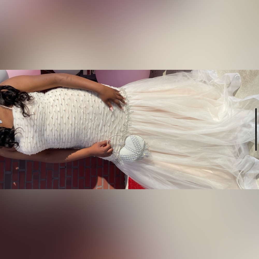 Prom dress! - Picture 3 of 3